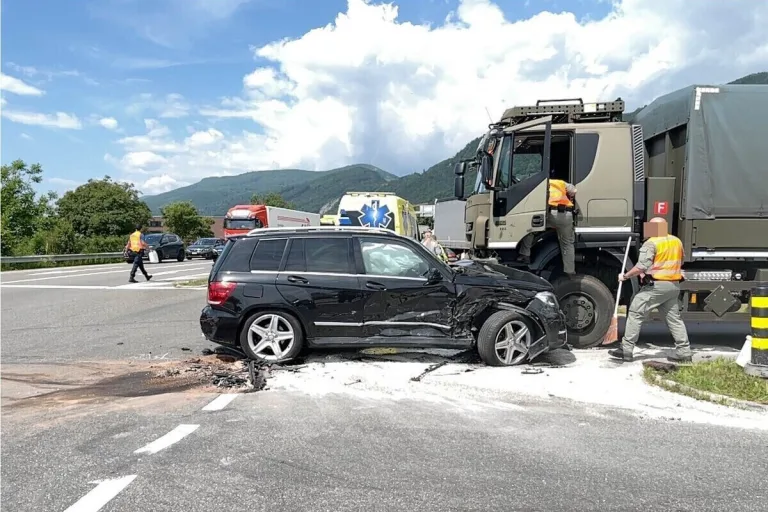 Egerkingen SO - Seitlich-frontale Kollision