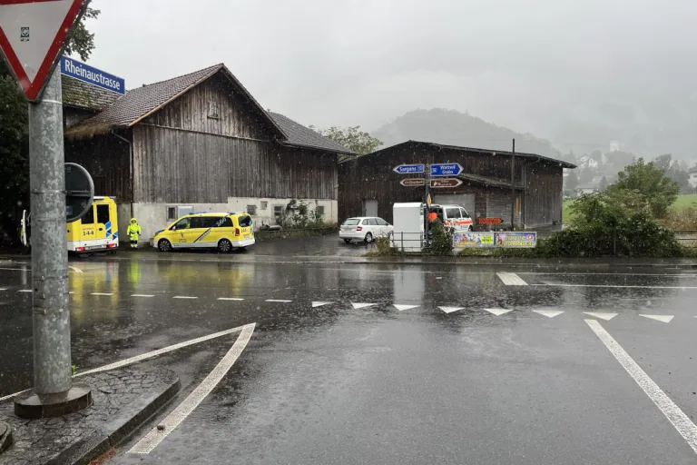 Buchs SG - Unfall zwischen Auto und Motorrad