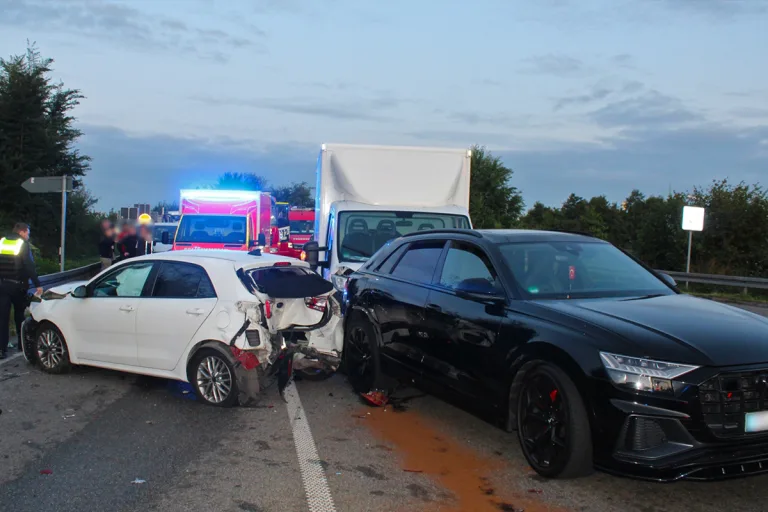 Oberhausen NW – Transporter-Fahrer verursacht Unfall unter Drogeneinfluss