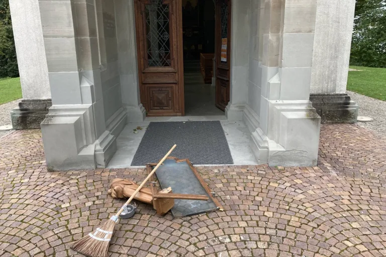  Rorschacherberg SG - Unbekannte vandalieren in Kapelle