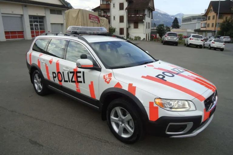Alpnach Dorf OW - Verkehrsunfall auf der A8
