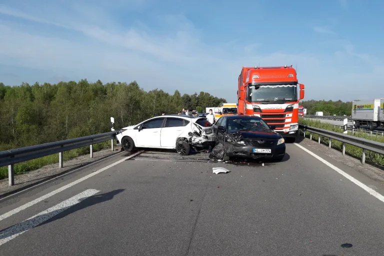 Ramstein-Miesenbach – Unfall bei Auffahrt auf die Autobahn A6