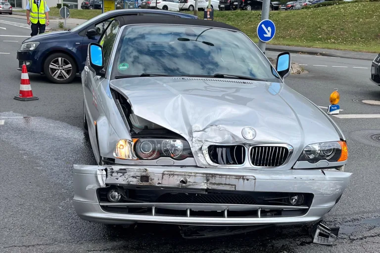 Hagen NW – Zwei Verletzte nach Rotlicht-Verstoß an Kreuzung