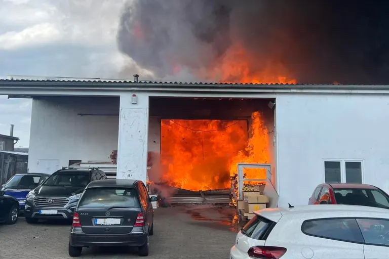 Bad Kreuznach – Trennschleifer löst Brand einer Werkstatt aus