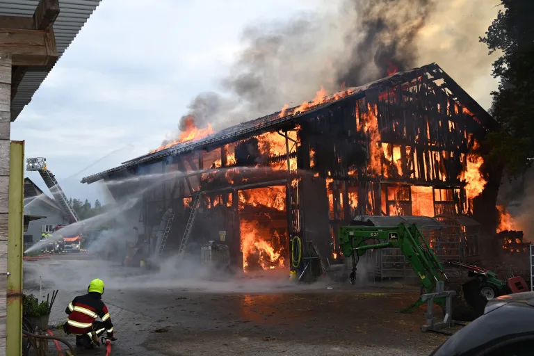 Waldkirch SG – Scheune in Vollbrand