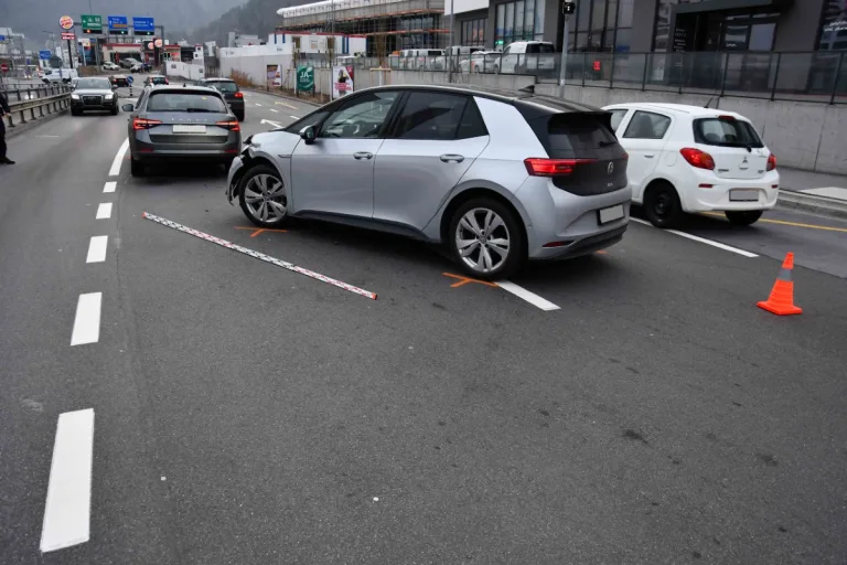 Chur GR - Unfall beim Spurwechsel