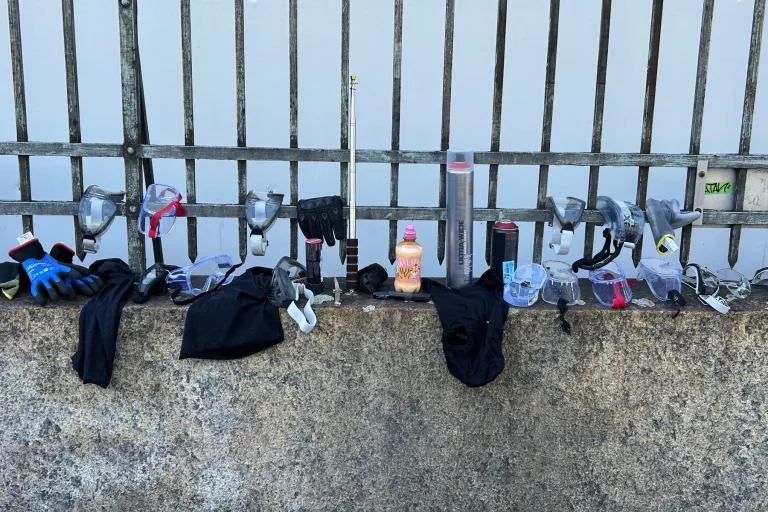 Eskalation bei Demo in Zürich – Reizstoff und Gummischrot im Einsatz