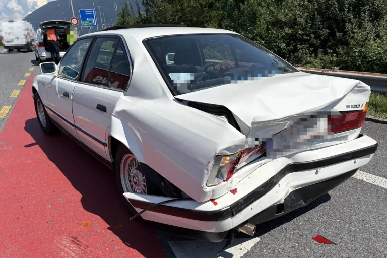 Haag SG – Auffahrunfall auf der A13