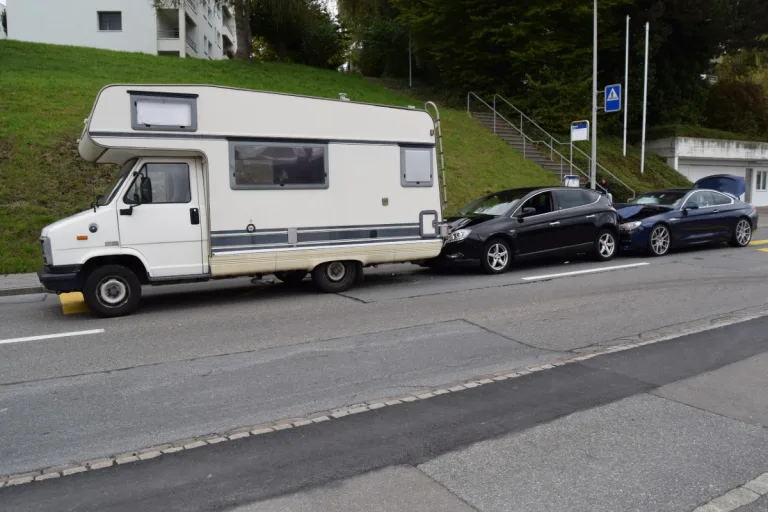 Herisau AR - Blechschaden nach Auffahrkollsion