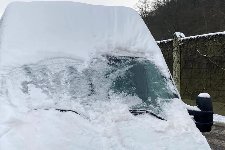 Marburg-Biedenkopf – Gefährliches Verhalten auf winterlichen Strassen