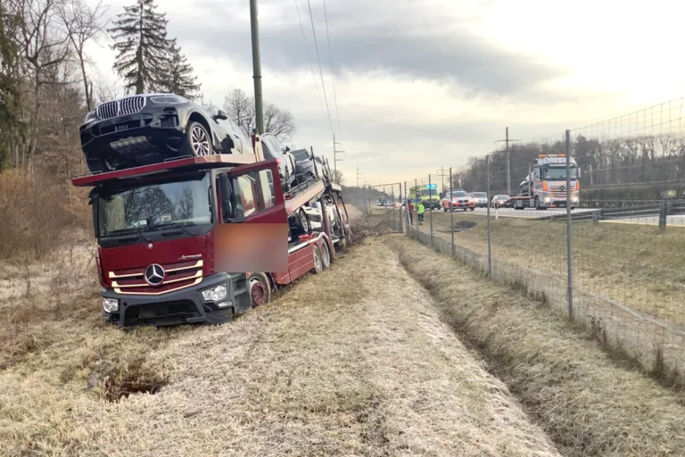 A1 Nyon und Coppet VD – Unfall auf der Autobahn