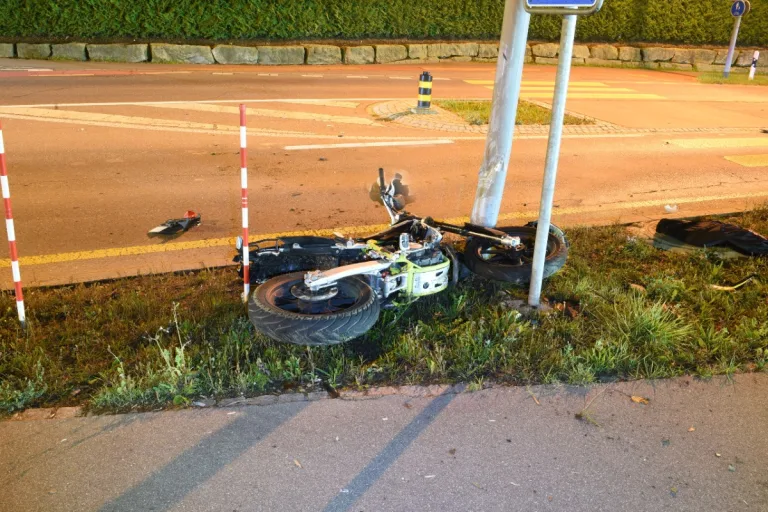 Kanton Luzern - Alkoholisierte Fahrzeuglenker verursachen Selbstunfälle