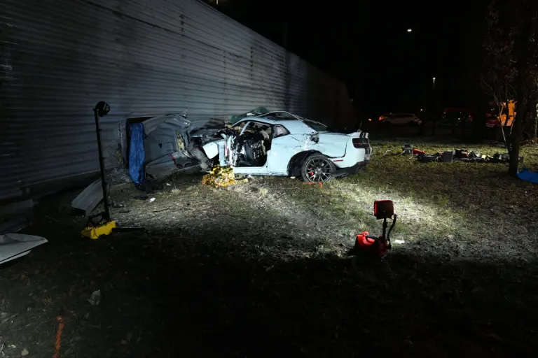 Diepoldsau SG – Fünf Verletzte bei Unfall eines 22-Jährigen