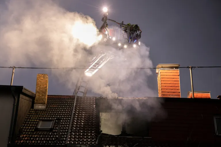 Neunkirchen SL – Wohnhaus nach Brand von Dachgeschoss unbewohnbar