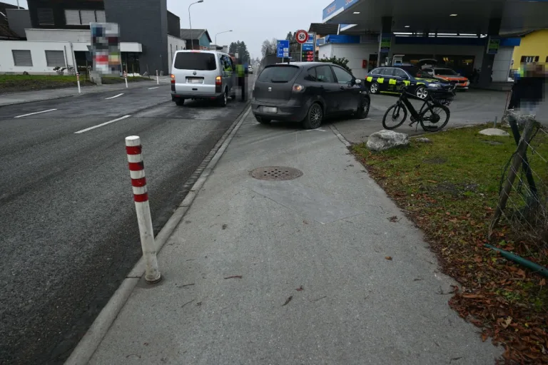 Diepoldsau SG - Unfall beim Abbiegen