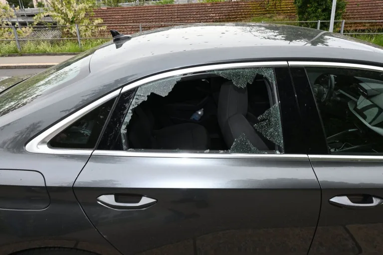 St.Gallen - In mehrere Autos eingebrochen