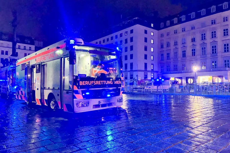 Update nach Hauseinsturz in Wien – Bewohnerin abgängig