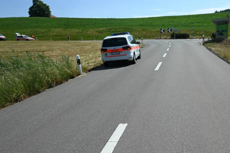 15-jähriger Mofafahrer nach Unfall in Kirchberg SG verletzt