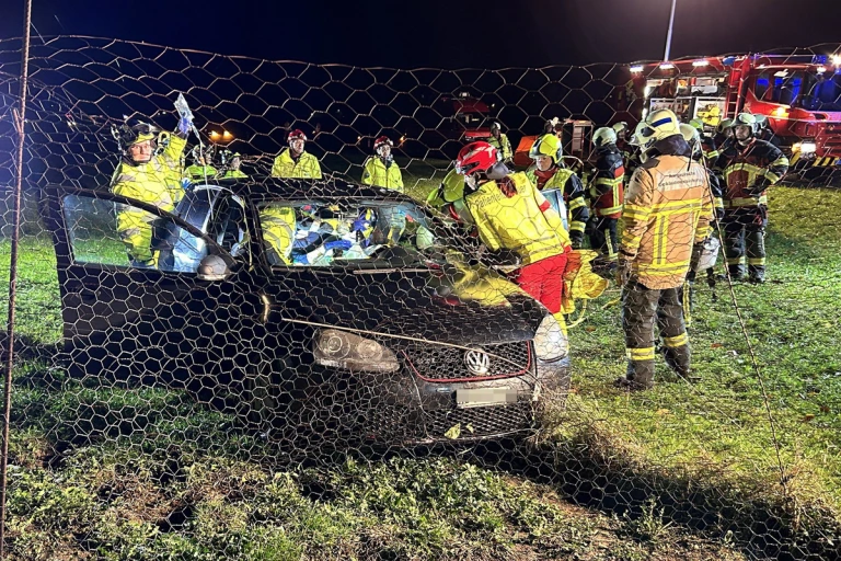 Unfall in Oberkulm AG - Von der Strasse abgekommen 