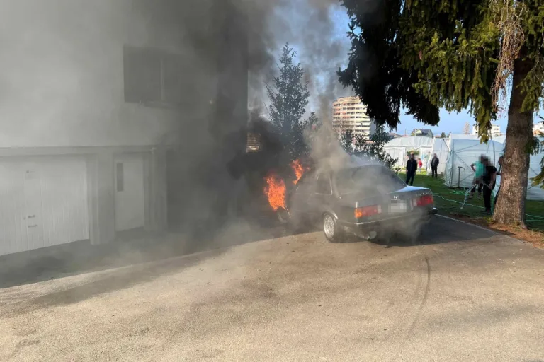  Goldach SG - BMW gerät in Garage in Brand