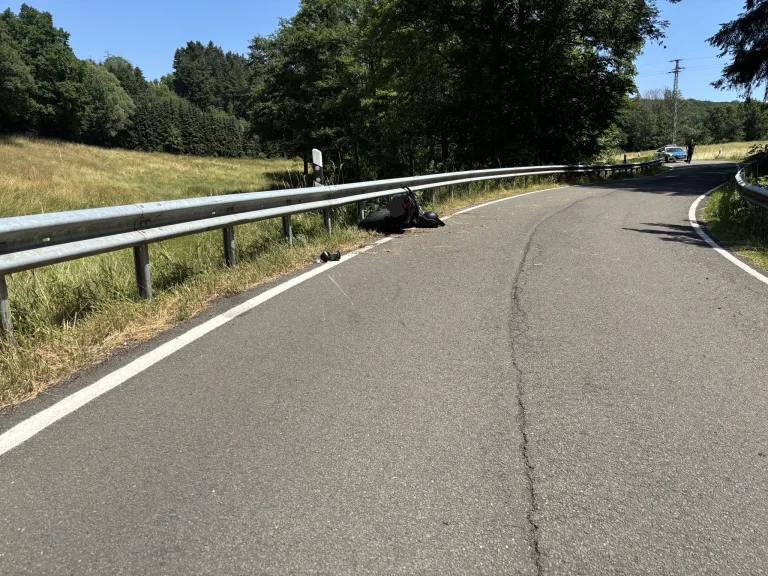 Becherbach – Motorradfahrer bei Unfall schwer verletzt