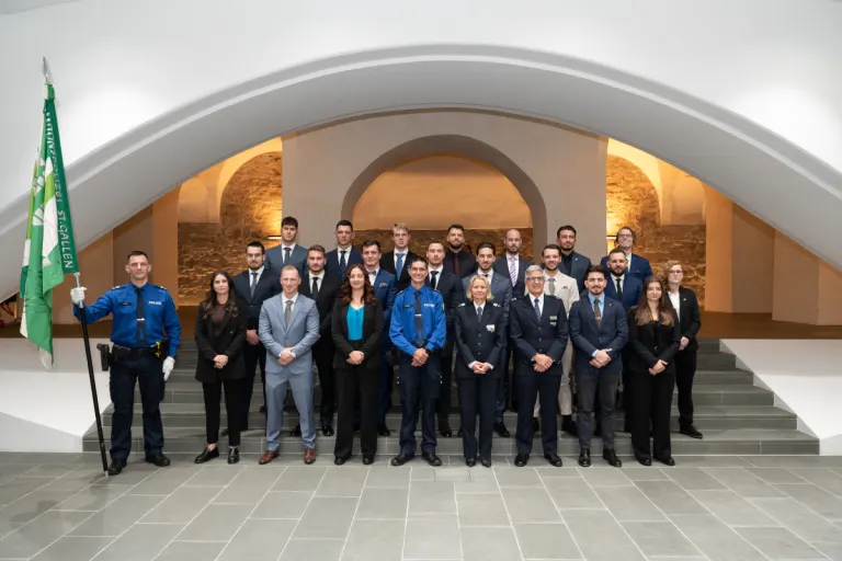 St.Gallen – Neuer Jahrgang der Polizeischule feierlich gestartet