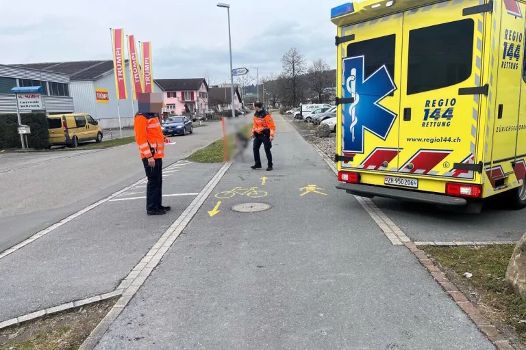 Uznach SG - Velofahrer bei Unfall verletzt