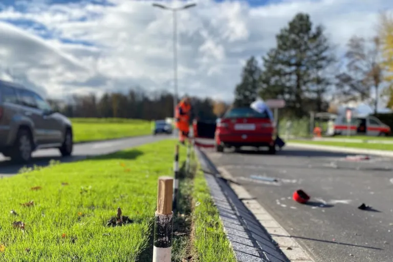 Oberhasli ZH – Verkehrsunfall fordert schwer verletzten Mann
