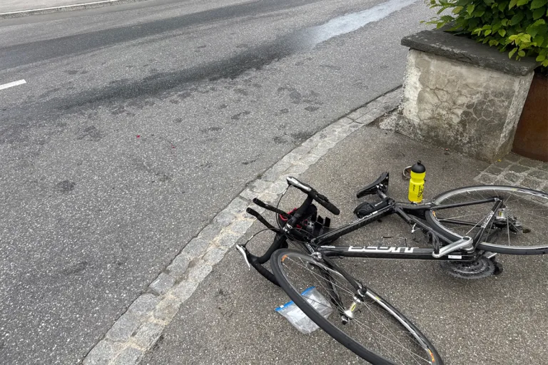 Appenzell AI – Velofahrer bei Unfall mit Publicar schwer verletzt