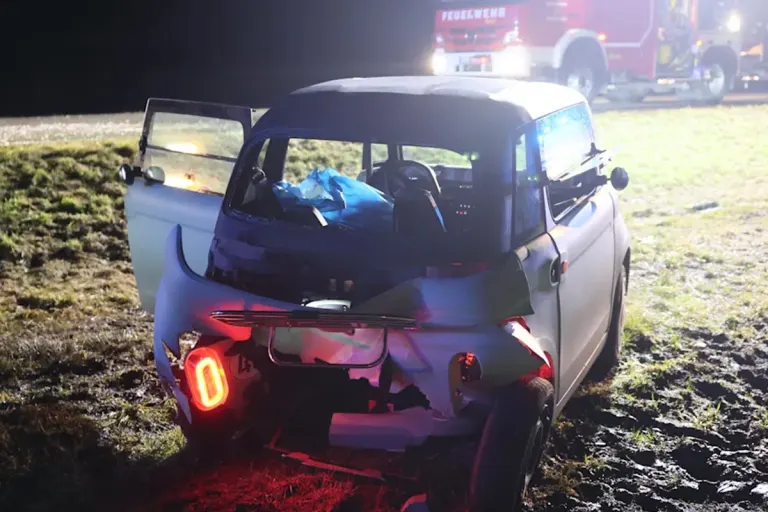 Illertissen – 15-Jährige mit Microcar bei  Unfall schwerst verletzt