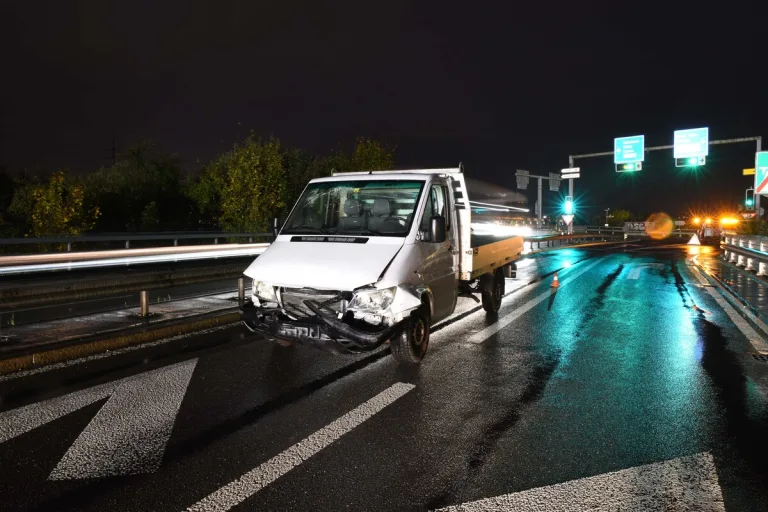 Ebikon/A 14 LU - Kontrolle über das Fahrzeug verloren
