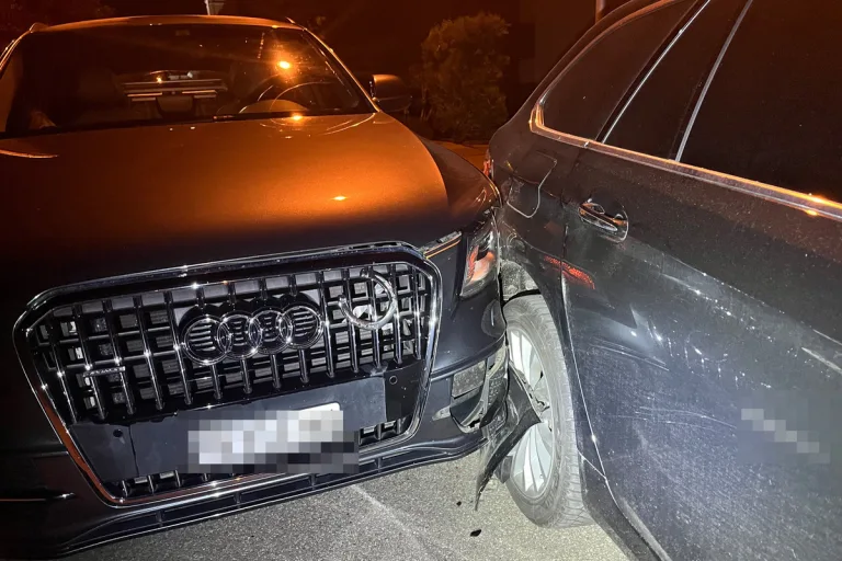 Kreuzlingen TG - Autofahrerin beschädigt fahrunfähig parkierte Fahrzeuge