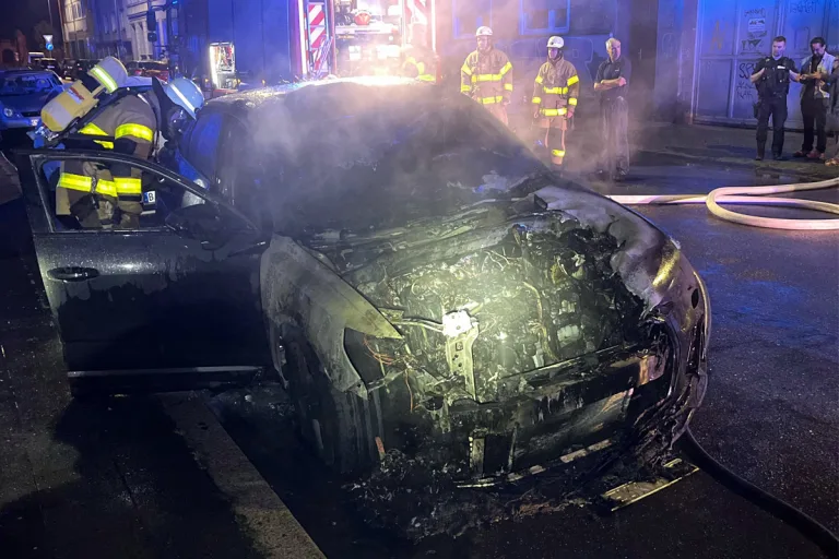 Aachen NW – Brandstiftung an mehreren Pkw
