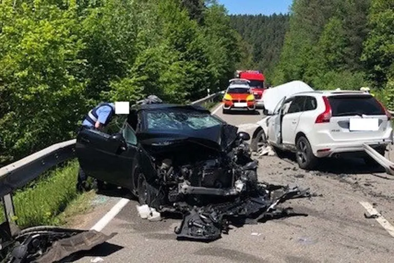 Rodalben - Schwerer Unfall auf der L496