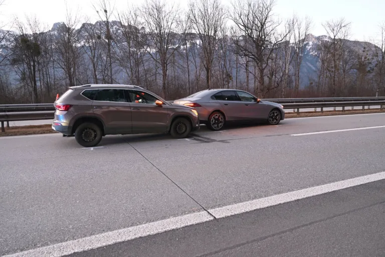 A13 Salez SG – Unfall im stockenden Verkehr