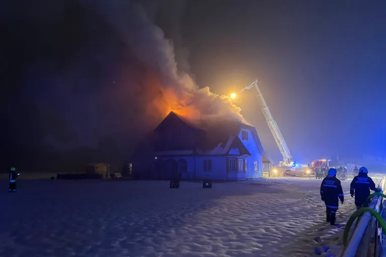 Brand eines Wohnhauses in Purgstall – Stundenlanger Einsatz