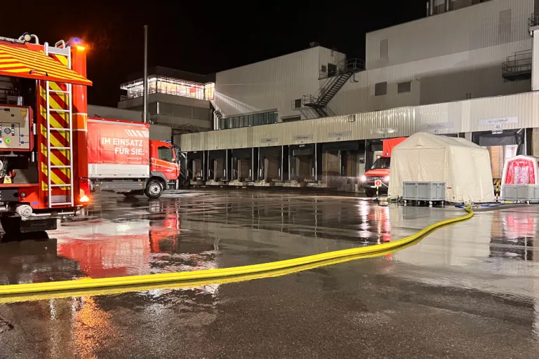  Gossau SG – Coop Mitarbeitende nach Ammoniakaustritt evakuiert