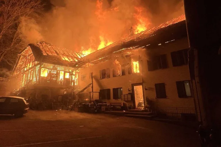 Pfaffnau LU - Mehrfamilienhaus und Scheune in Brand - Zwei Personen werden vermisst