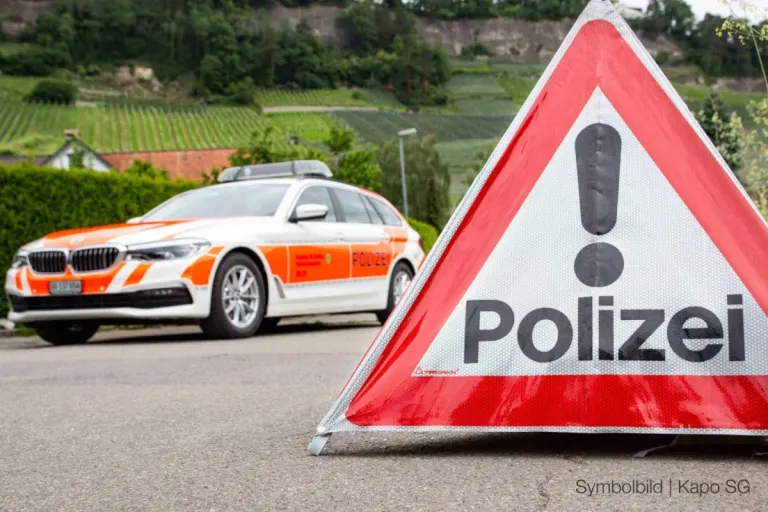 Kaltbrunn SG - Junge auf Fussgängerstreifen angefahren