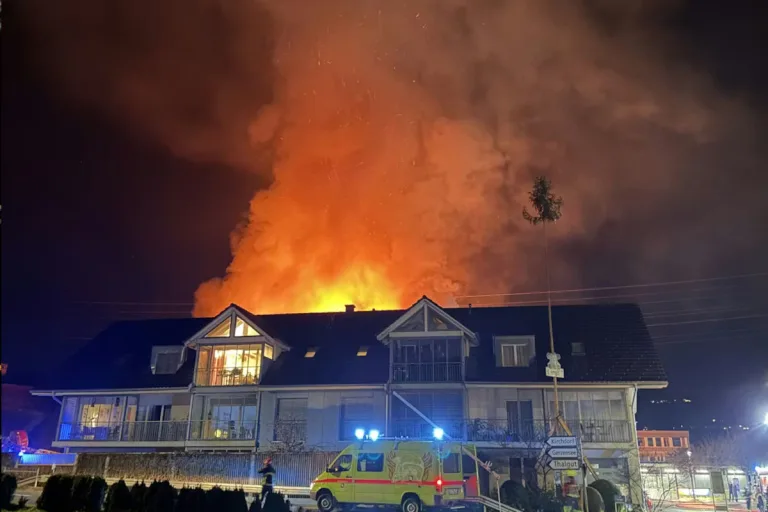 Wichtrach BE – Brand eines Mehrfamilienhauses 