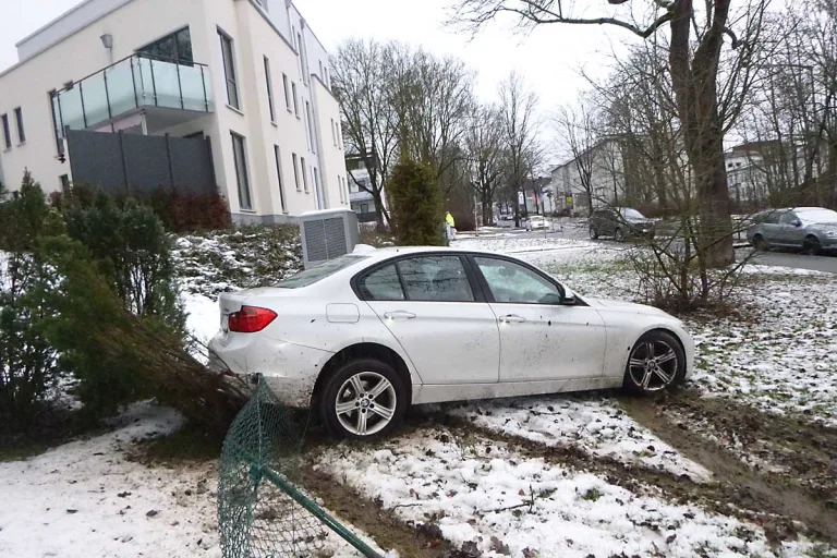 Kassel - Unfall mit 5 Promille!