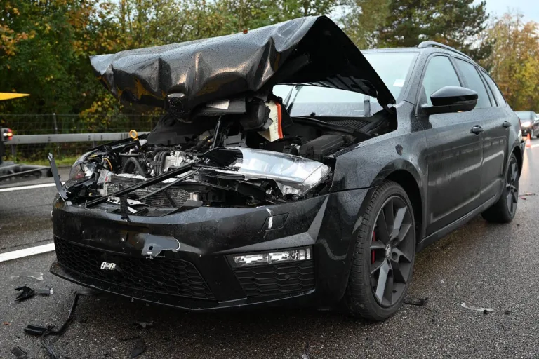 Züberwangen SG - Auffahrkollision auf der A1 - vier Autos beteiligt