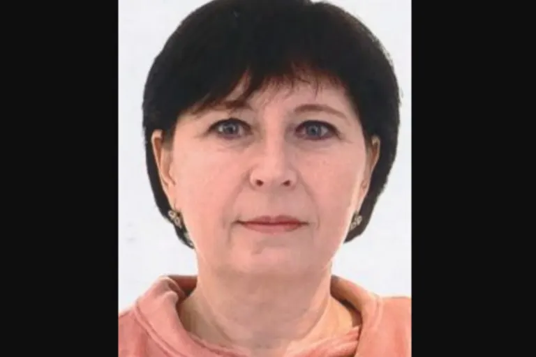Hockenheim BW - 27-Jährige tot am Rheindamm gefunden - Polizei sucht ihre Mutter 