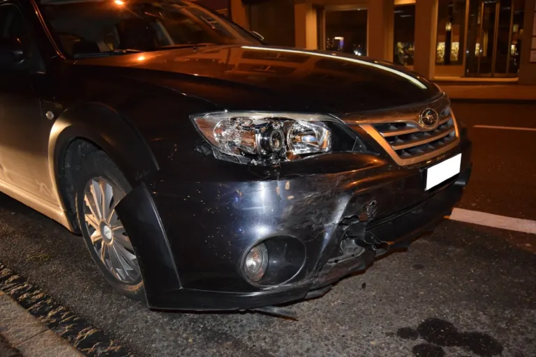Herisau AR - Auto übersehen und verunfallt