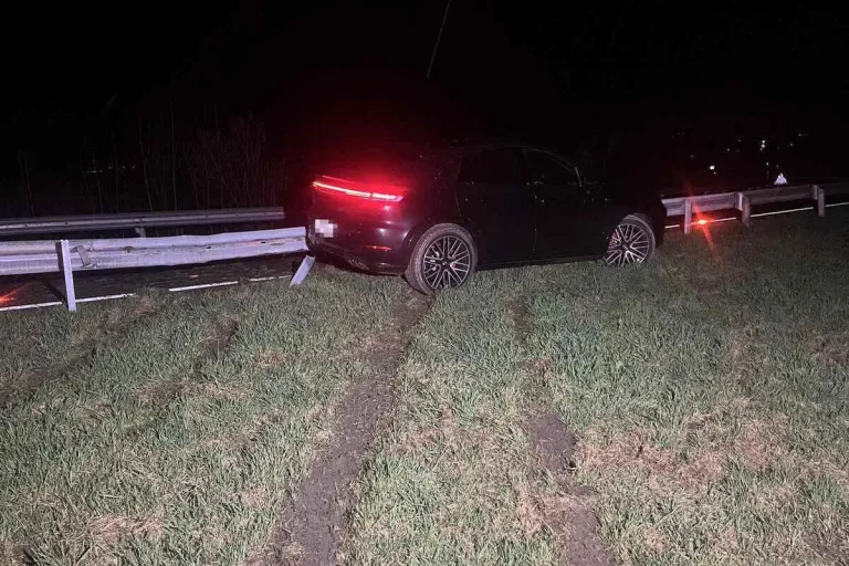 Benken SG – Fahrunfähig Unfall verursacht