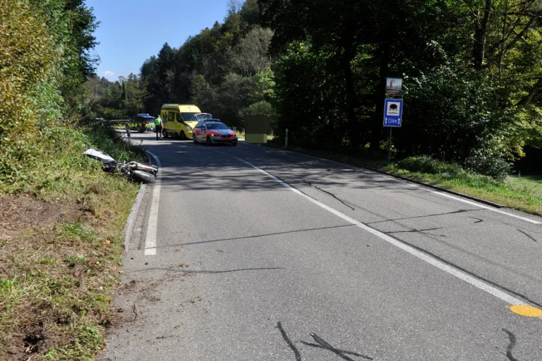 Kleinlützel SO – Unfall eines Motorradlenkers nach Provokation