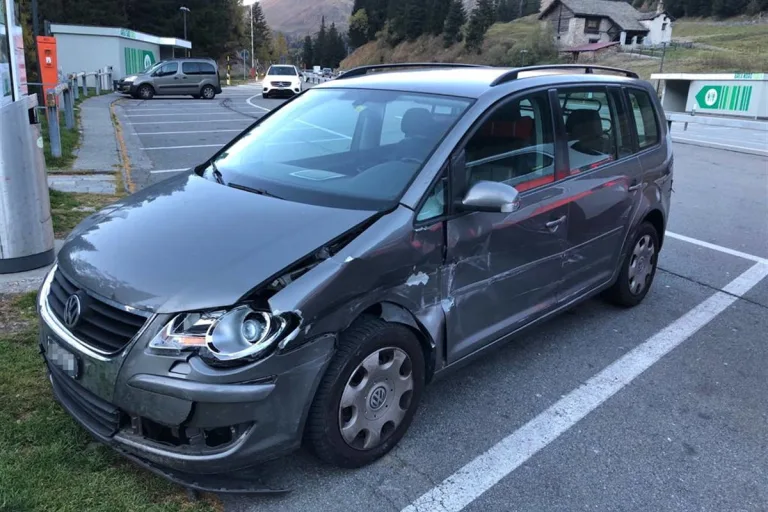 Schams, Rheinwald und San Bernardino GR – 31-Jährige nach mehreren Kollisionen auf der N13 gestoppt