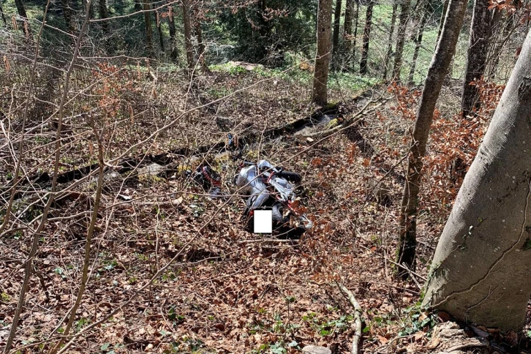 Kyburg ZH – Motorradfahrerin bei Unfall verletzt
