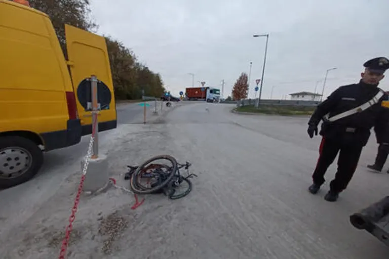 Vicenza (It) - Ex-Radstar Davide Rebellin auf dem Velo von Lastwagen erfasst und getötet