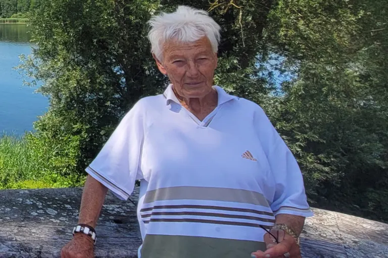 Groß Grönau SH – Polizei bittet um Hinweise zu vermisster 84-Jähriger